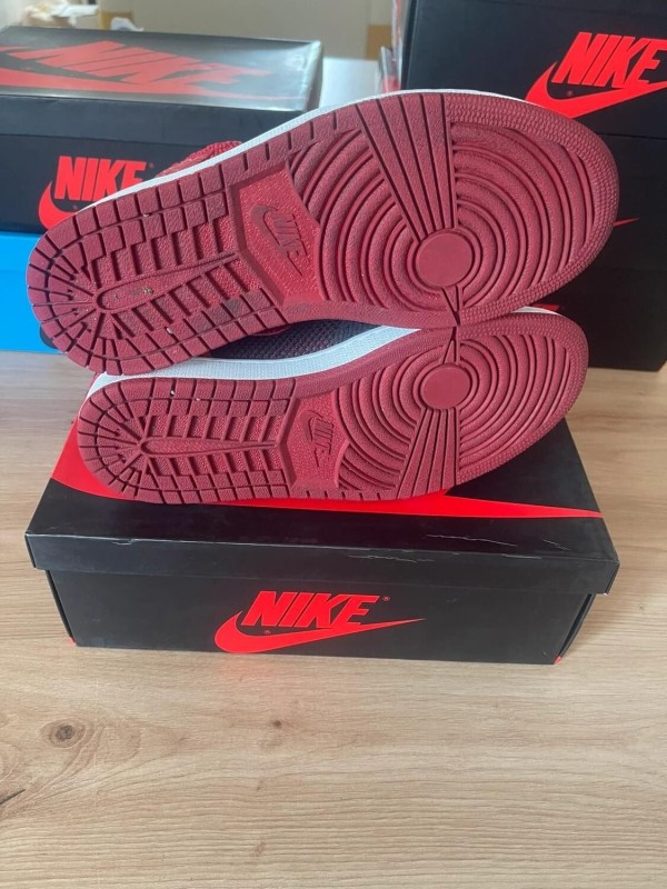 Jordan 1 Retro flyknit bred taille 42 comme neuve 2