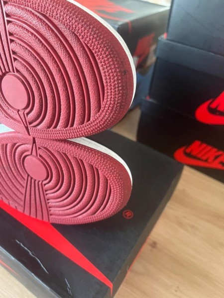 Jordan 1 Retro flyknit bred taille 42 comme neuve