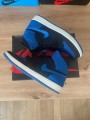 Jordan 1 retro flyknit royal blue taille 42 comme neuve