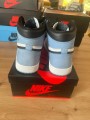 Jordan 1 retro university blue taille 42 comme neuve