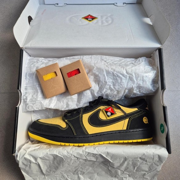Jordan 1 Low OG " Quai 54 "