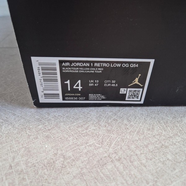 Jordan 1 Low OG " Quai 54 "