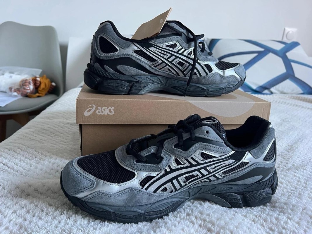 Asics gel NYC black pure silver - neuf - 45