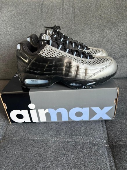 Nike air max 95 x Palace - black/Metallic silver 44