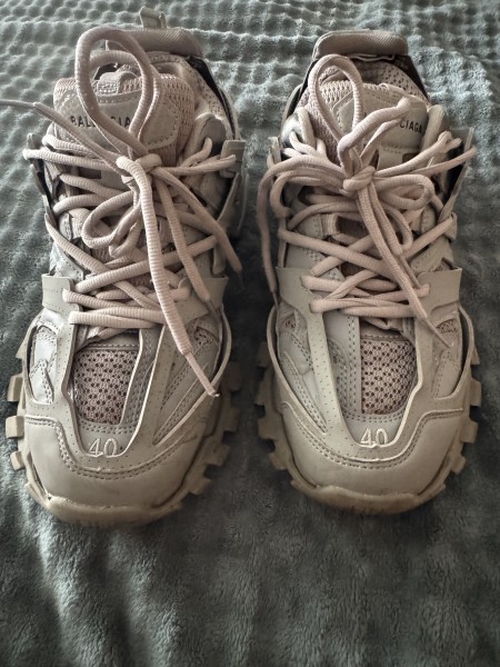 Balenciaga track