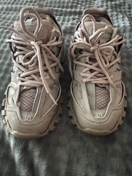 Balenciaga track