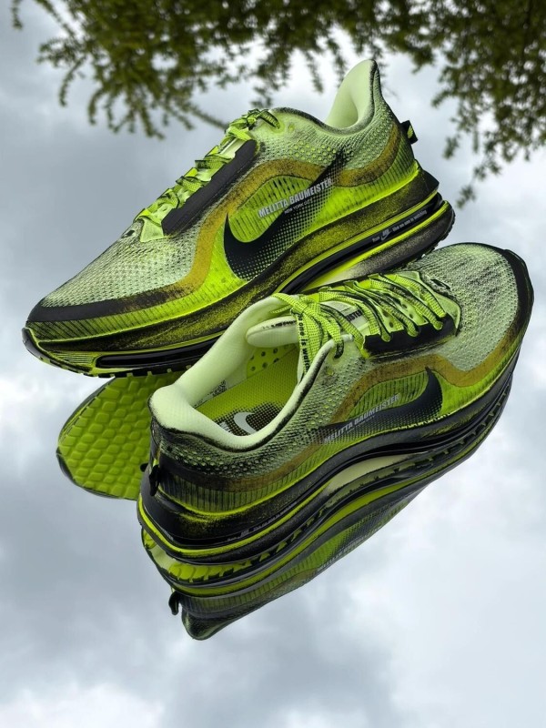Nike pegasus premium volt x melitta baumeister - taille 42,5