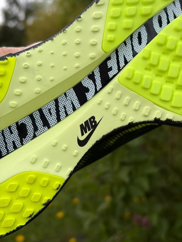 Nike pegasus premium volt x melitta baumeister - taille 42,5 2