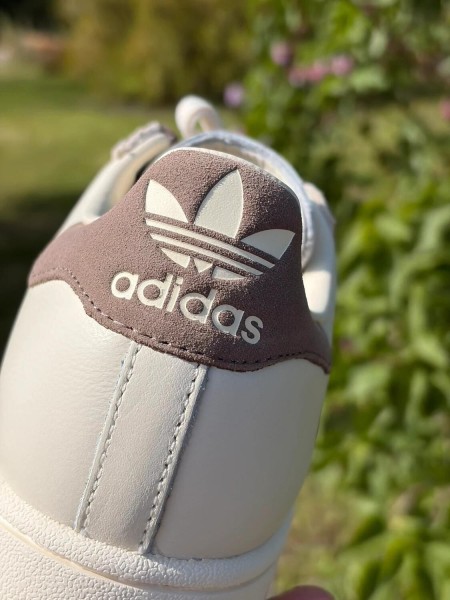 Adidas superstar latte x molly-mae - taille 40