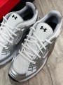 Ua sola / under armour / silver / argenter / blanche / taille 39