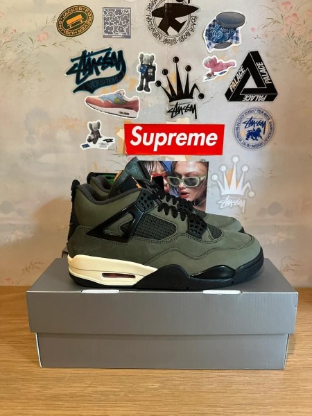 Jordan 4 Undefeated green / vert