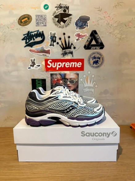 Saucony Progrid Omni 9 Purple / violet