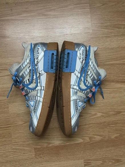 Nike dunk rubber off white
