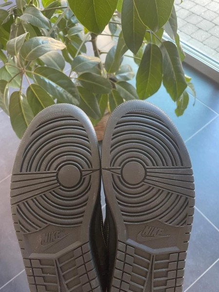 Jordan 1 Low Travis Scott Black Phantom