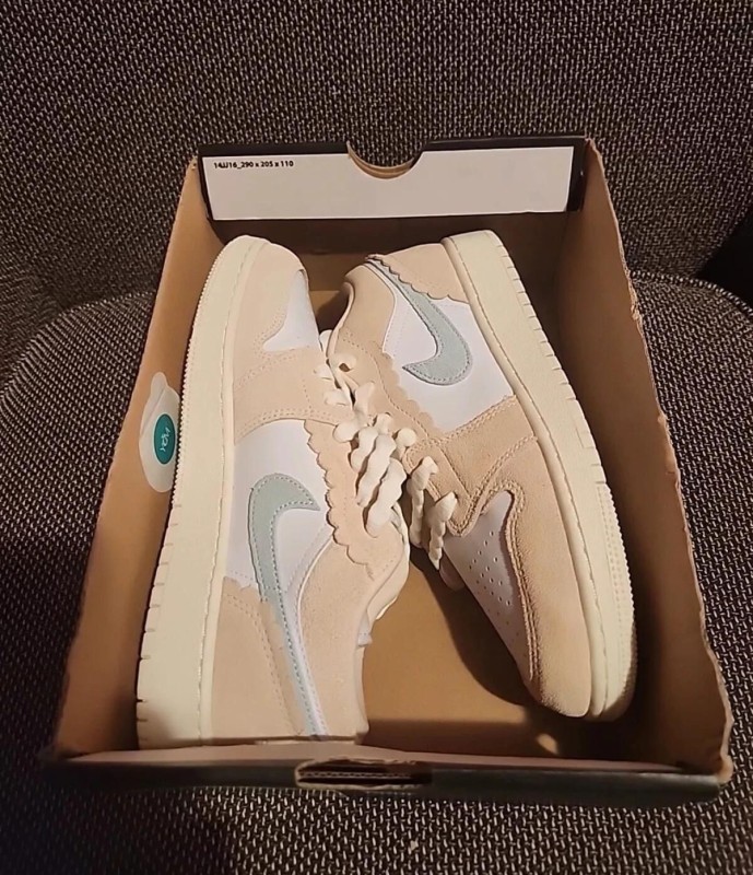 Jordan 1 low scalloped edge 2