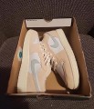 Jordan 1 low scalloped edge