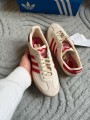 adidas samba red cream " saint valentin " Taille 40