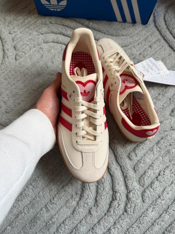 adidas samba red cream " saint valentin " Taille 40 2