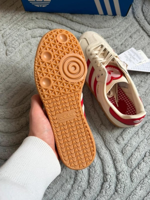 adidas samba red cream " saint valentin " Taille 40 2