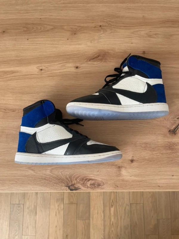 Nike Air Jordan 1 Travis Scott x Fragment reverse bespoke taille EU 42 neuve 2