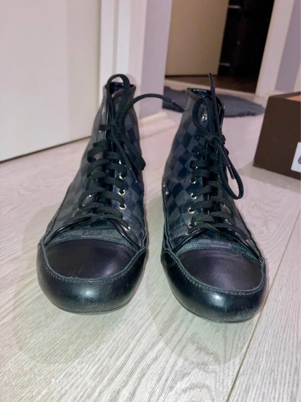 Basket Louis Vuitton Damier Leather High Graphite Black taille EU 41,5