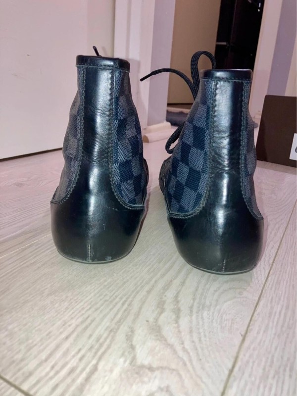 Basket Louis Vuitton Damier Leather High Graphite Black taille EU 41,5 2