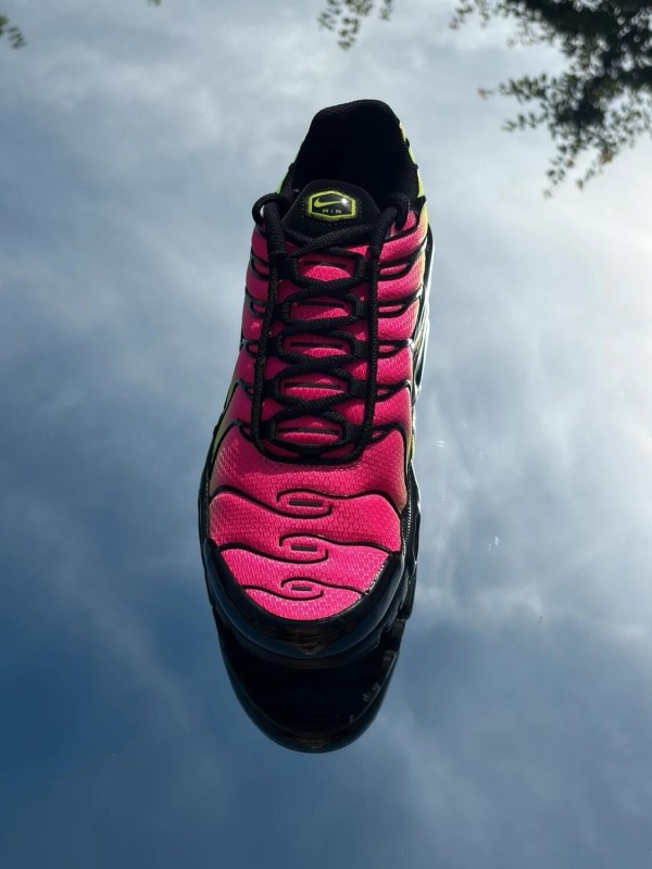 Nike Air Max Plus Hyper Pink Volt - EU 44 2