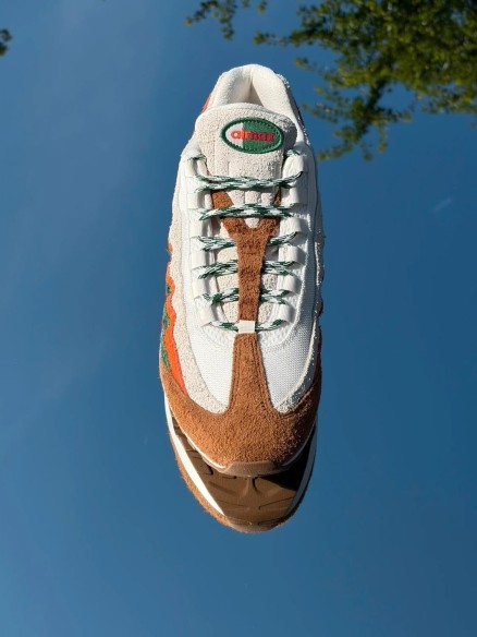 Nike Air Max 95 7-Eleven - EU 44