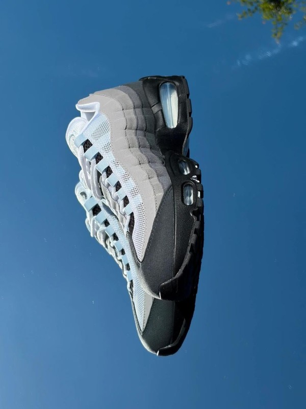 Nike Air Max 95 Blue Tint - EU 40,5 2