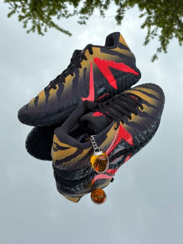 Nike Ja 3 Anthracite X Jurassic Park - EU 45