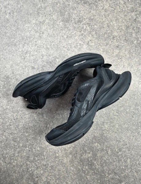 Balenciaga Circuit Black taille 41