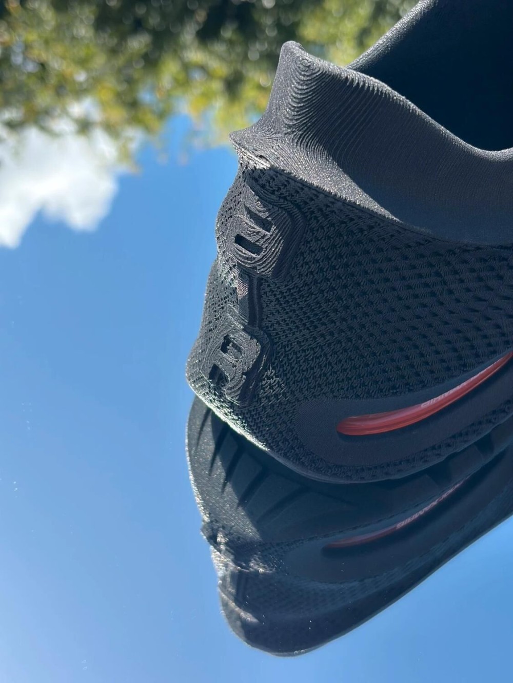 Nike Air Max 1000.2 Black Hyper Crimson - EU 45