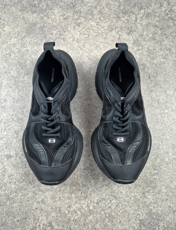 Balenciaga Circuit Black taille 41 2