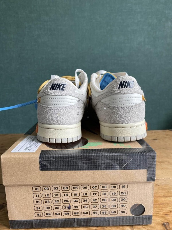 Dunk X Off-White lot 34 2