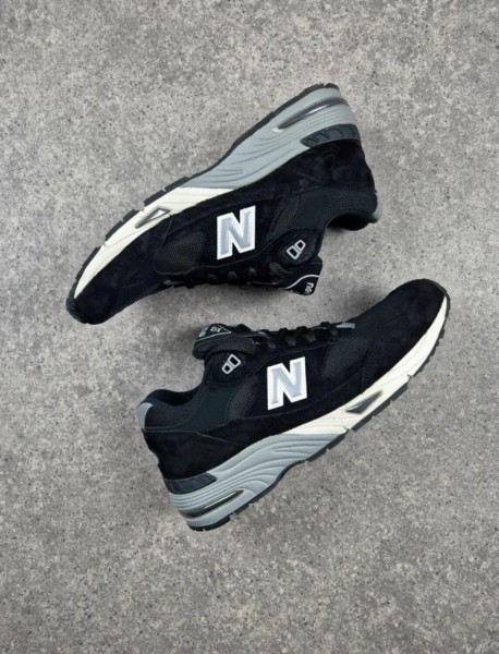 New Balance 991 Black taille 42 1/2