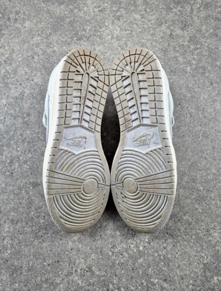 Nike Air Jordan 1 Low 85 Neutral Grey taille 42,5