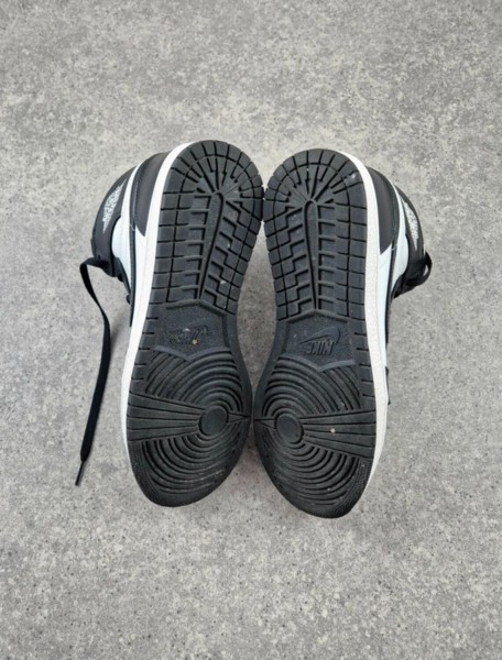 Nike Air Jordan 1 High Retro 85 Black and White taille 42,5