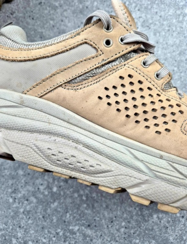 Hoka One One Tor Ultra Low Engineered Garments taille 40 2/3 2