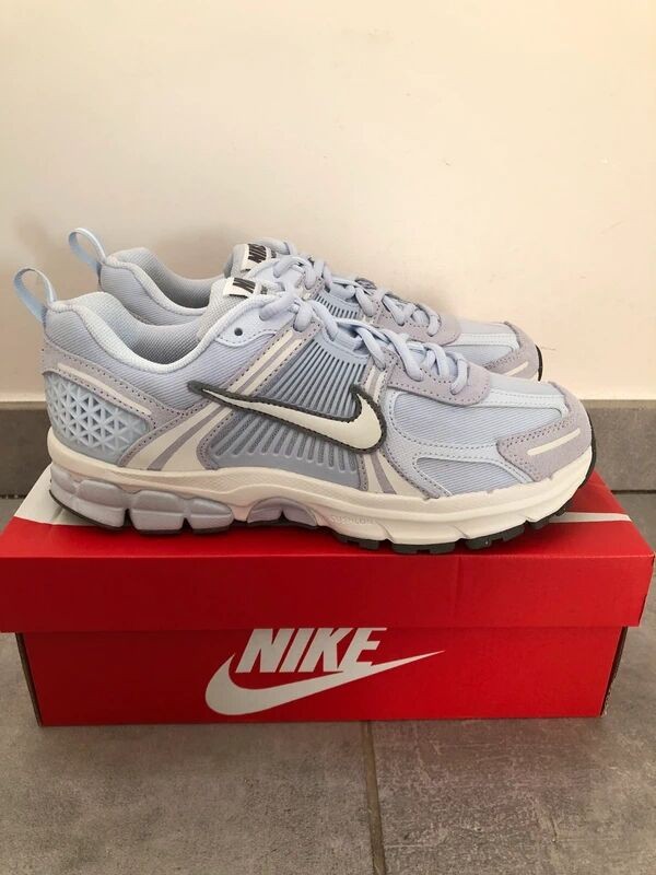 Nike vomero 5 - EU 39
