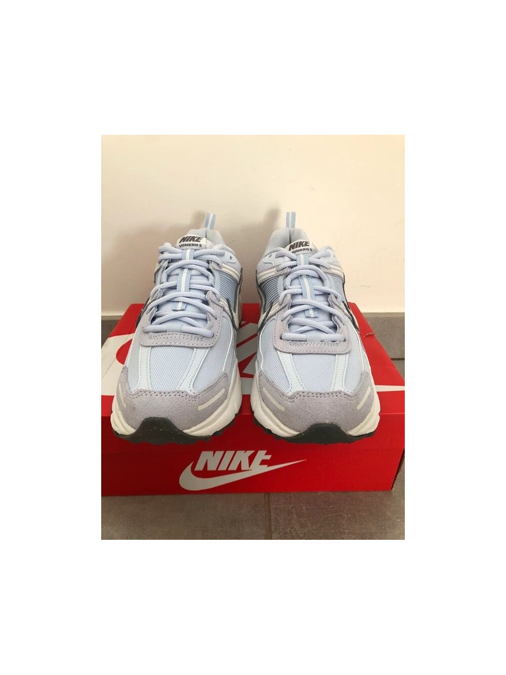 Nike vomero 5 - EU 39