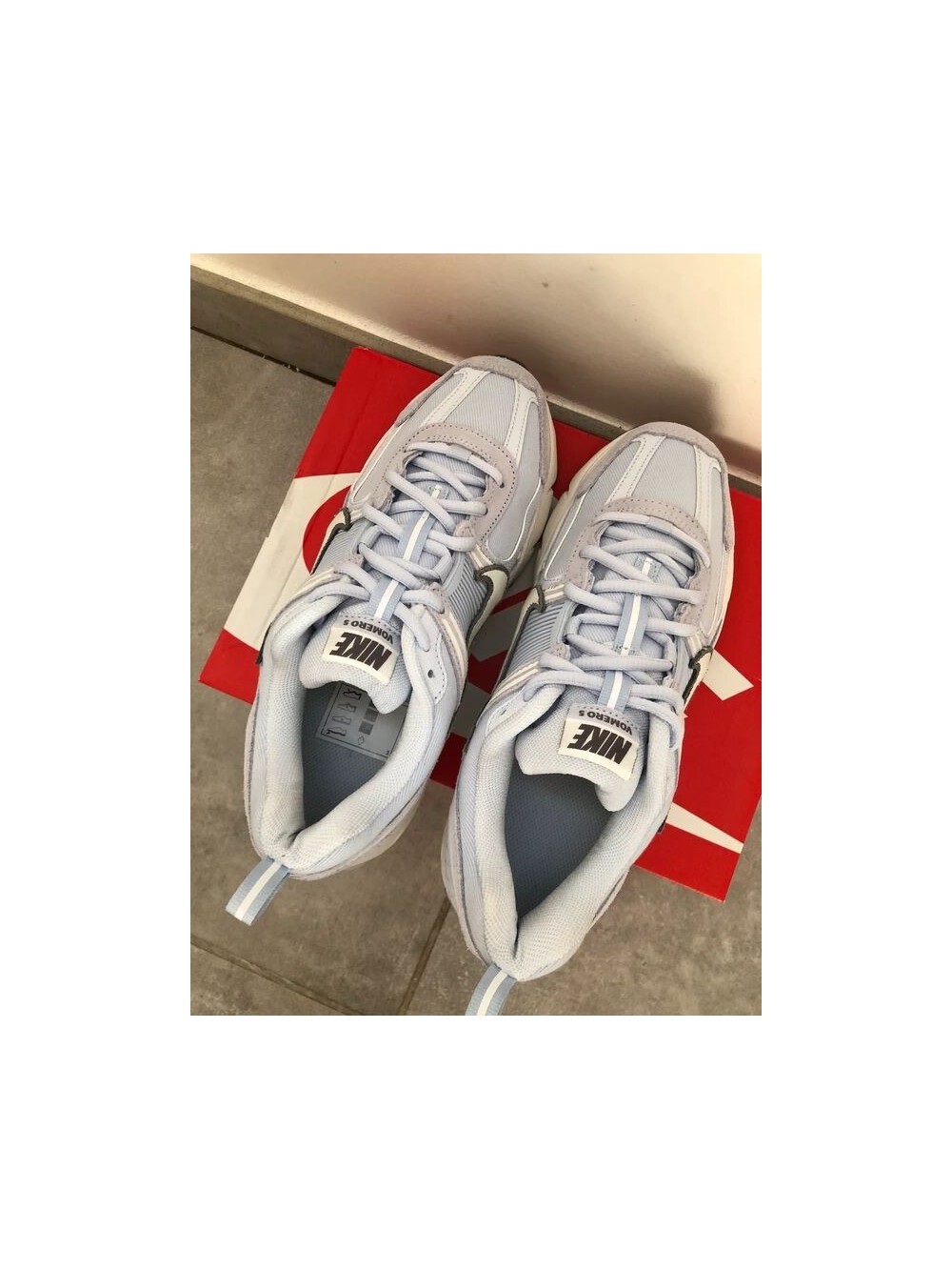 Nike vomero 5 - EU 39