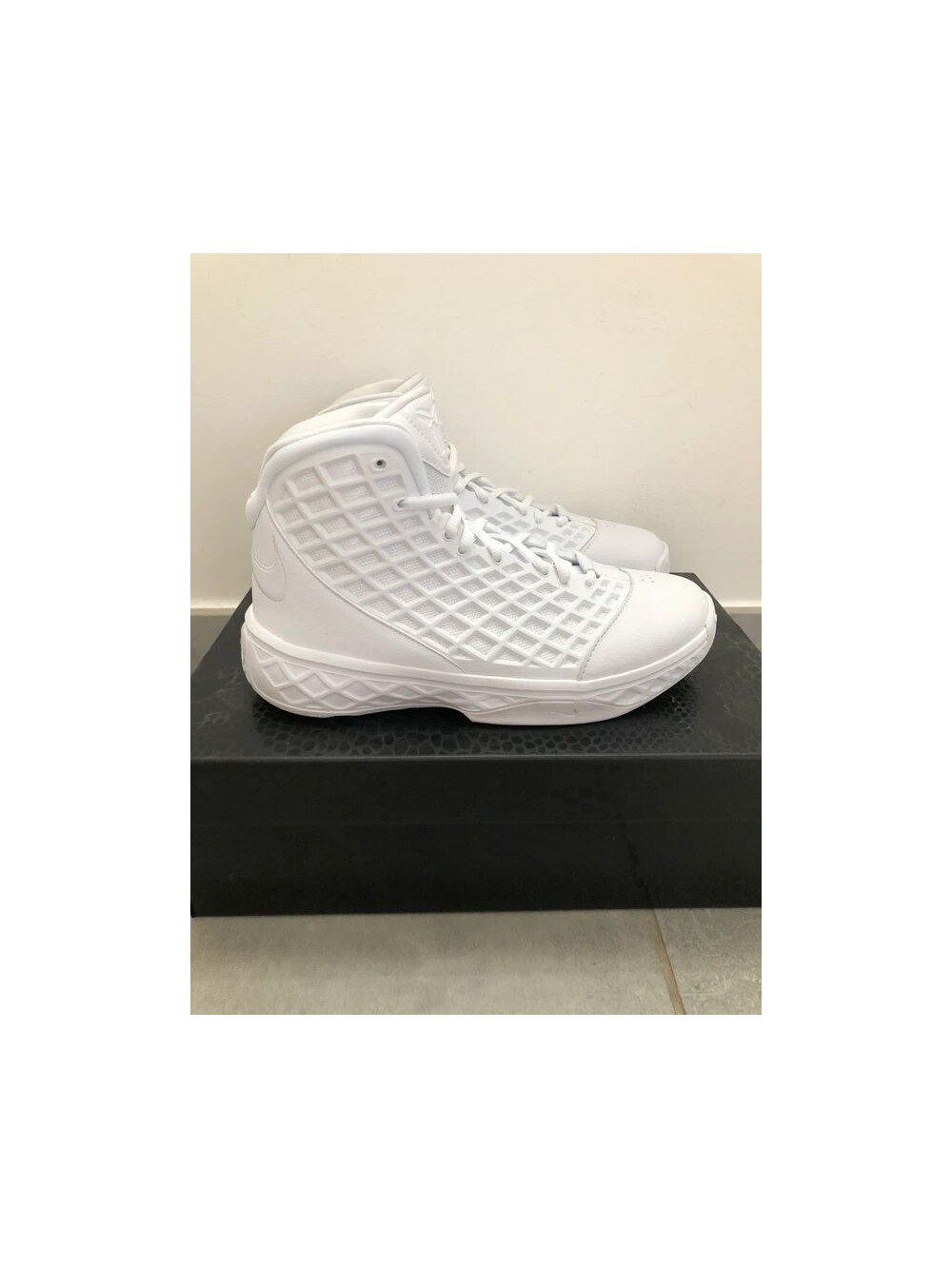 Nike Kobe III - EU 39