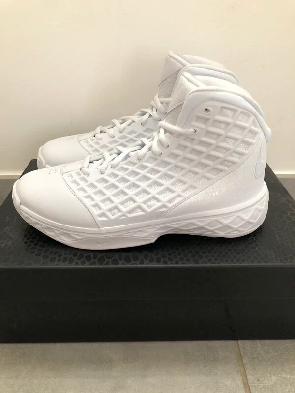 Nike Kobe III - EU 39 2