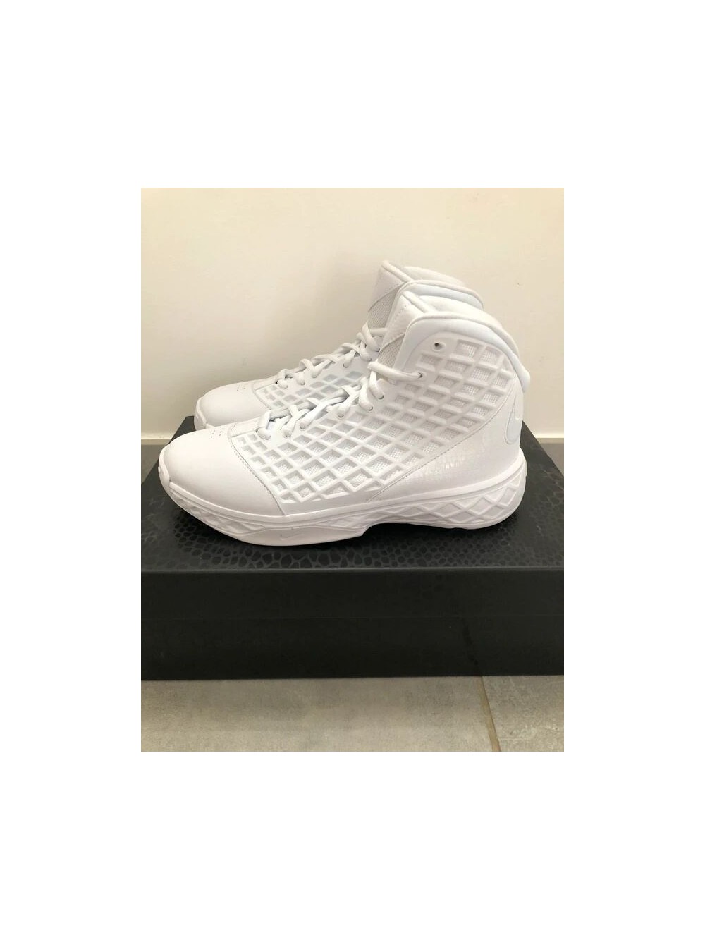 Nike Kobe III - EU 39