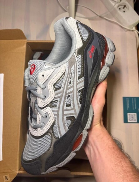 Asics gel nyc gravel black taille 43,5