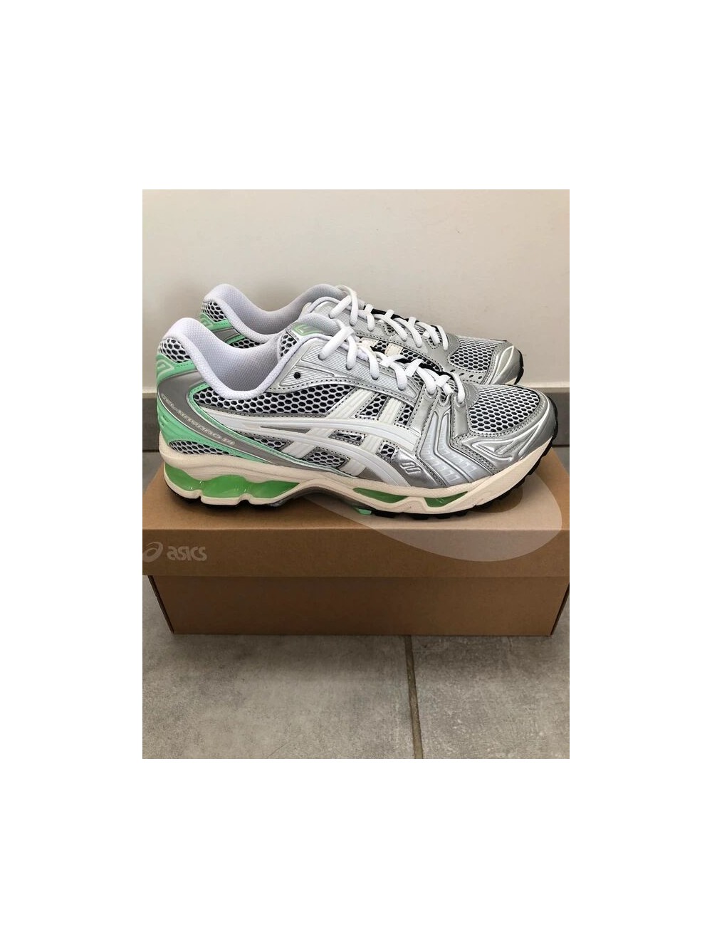 Asics gel kayano 14 - EU 42