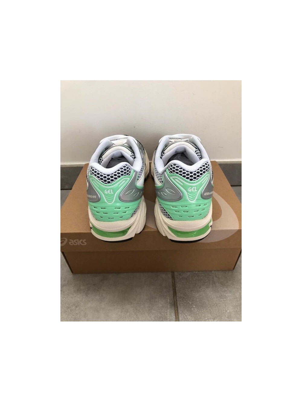 Asics gel kayano 14 - EU 42