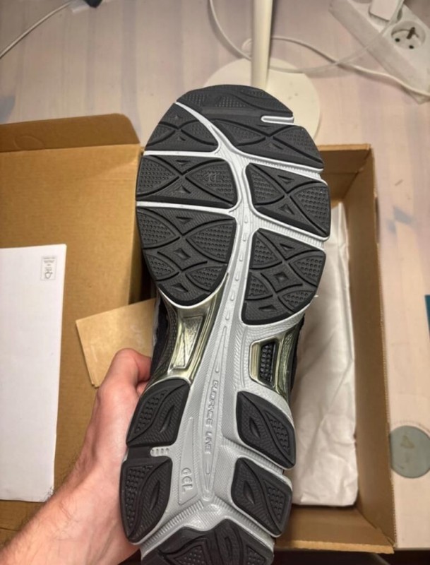 Asics gel nyc gravel black taille 43,5 2