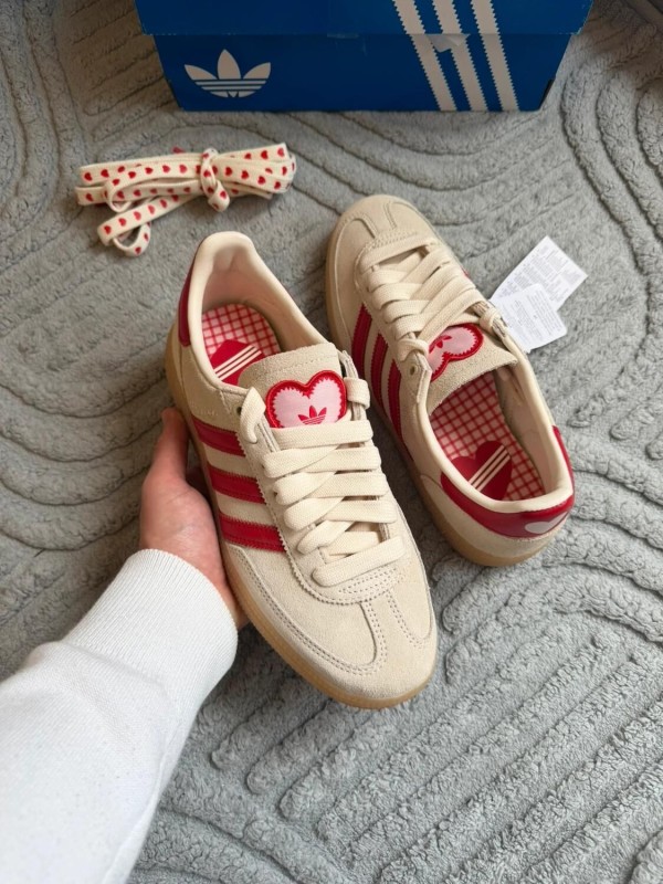 adidas handball spezial red cream " saint valentin " taille 37 2