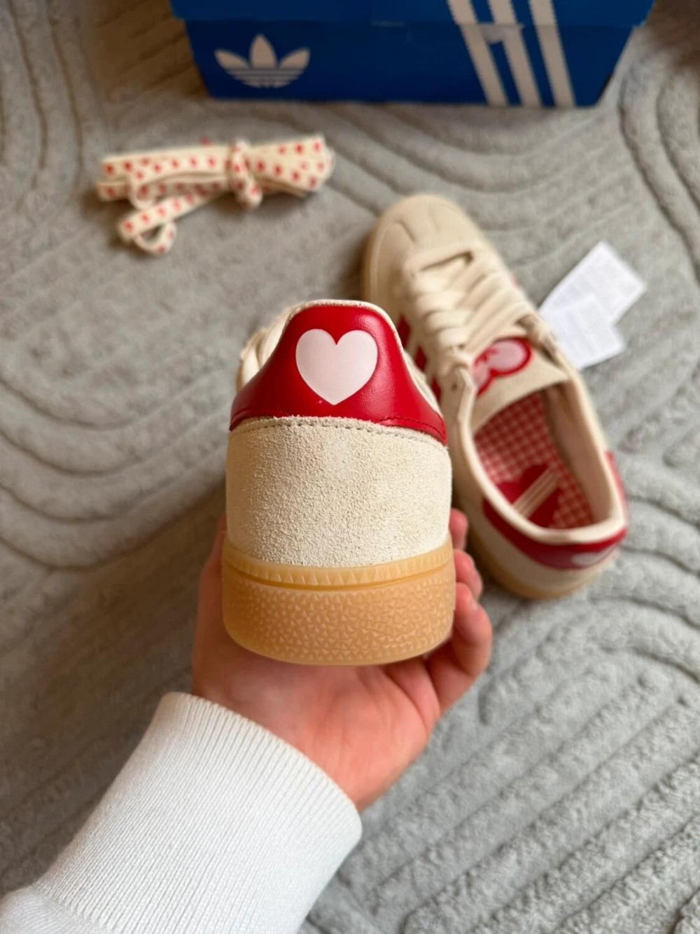 adidas handball spezial red cream " saint valentin " taille 37